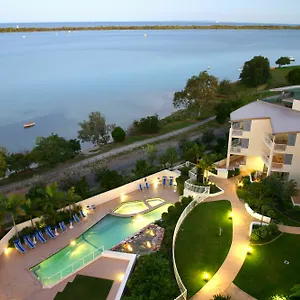 moorings-beach-resort.queenslandhotels.net/
